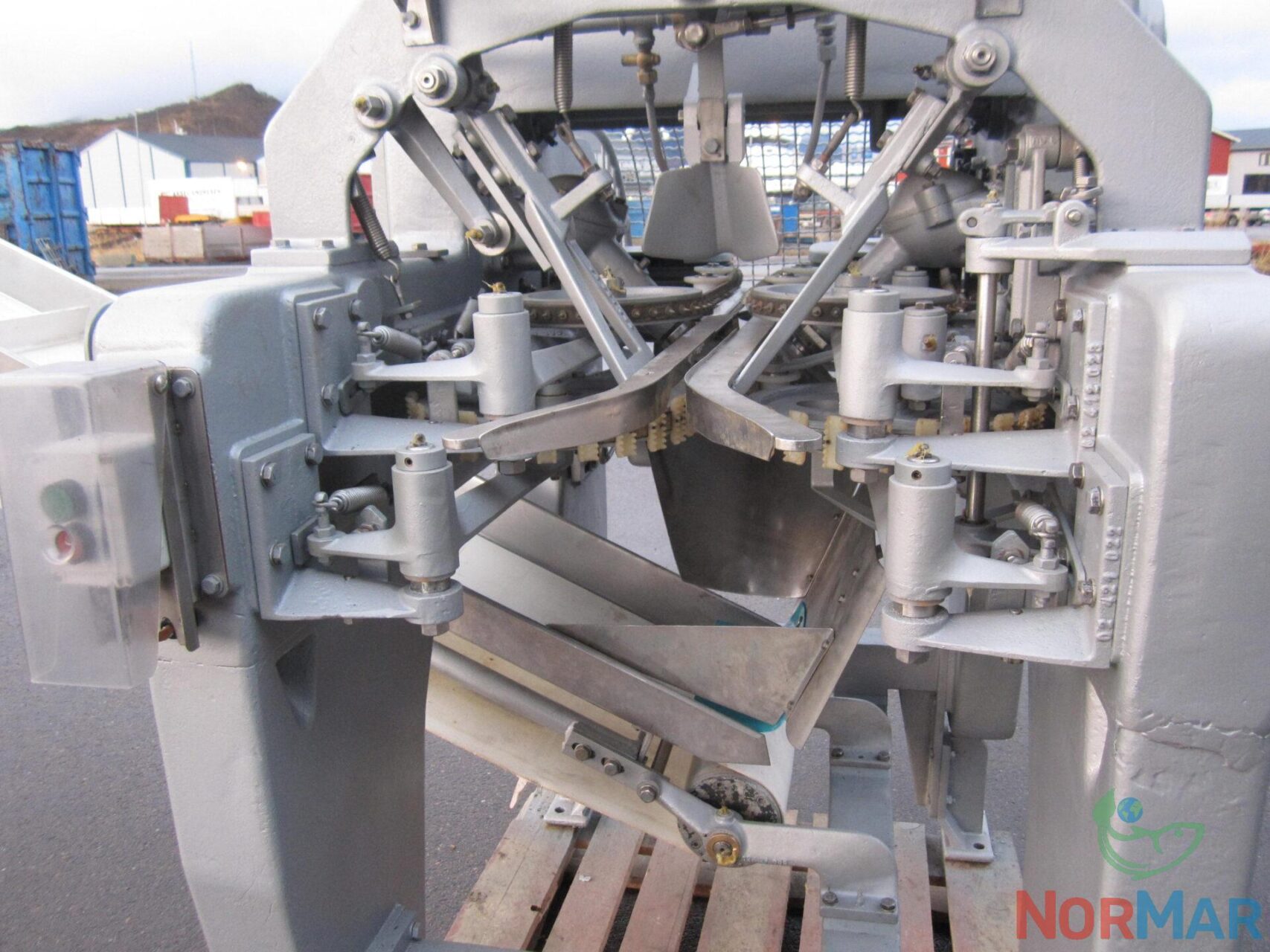 Baader 421 (4)